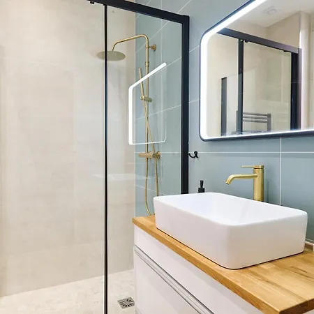 Le Gratien By 1609 Residences