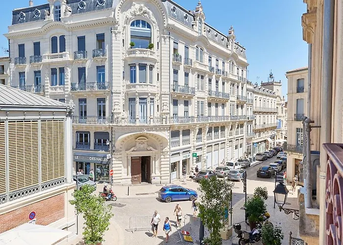 Le Gratien By 1609 Residences